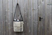 Afbeelding in Gallery-weergave laden, Messenger Bag Schoudertas Gerecycled