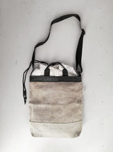 Afbeelding in Gallery-weergave laden, Messenger Bag Schoudertas Gerecycled