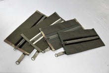 Afbeelding in Gallery-weergave laden, Etuis with zipper closing, handmade from recycled cotton, designed by Anne van Dijk, Noordermarkt Amsterdam. Photo 4 Collection