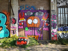 Load image into Gallery viewer, Cicade Glow in the Dark - T-shirt