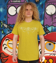 Load image into Gallery viewer, Cicade Glow in the Dark - Loenatix Organic Cotton Fairtrade T-shirt color Yellow on Model Animal Print T-shirt
